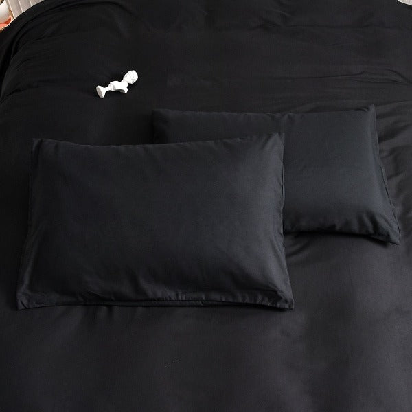 Pure, solid black & gray duvet covers set with pillow shams.