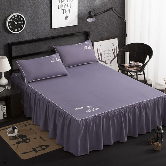 Bedsheet mattress protector lit bedding bed cover bed skirt.
