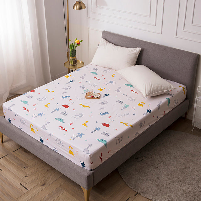 Waterproof printed comfortable fitted sheet mattress cover.