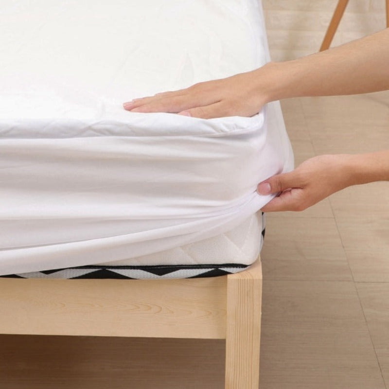 Waterproof smooth microfiber mattress protector fitted sheet.
