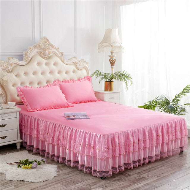 1pcs Solid color lace bed skirt + 2pcs pillowcase for home or hotel decorate.